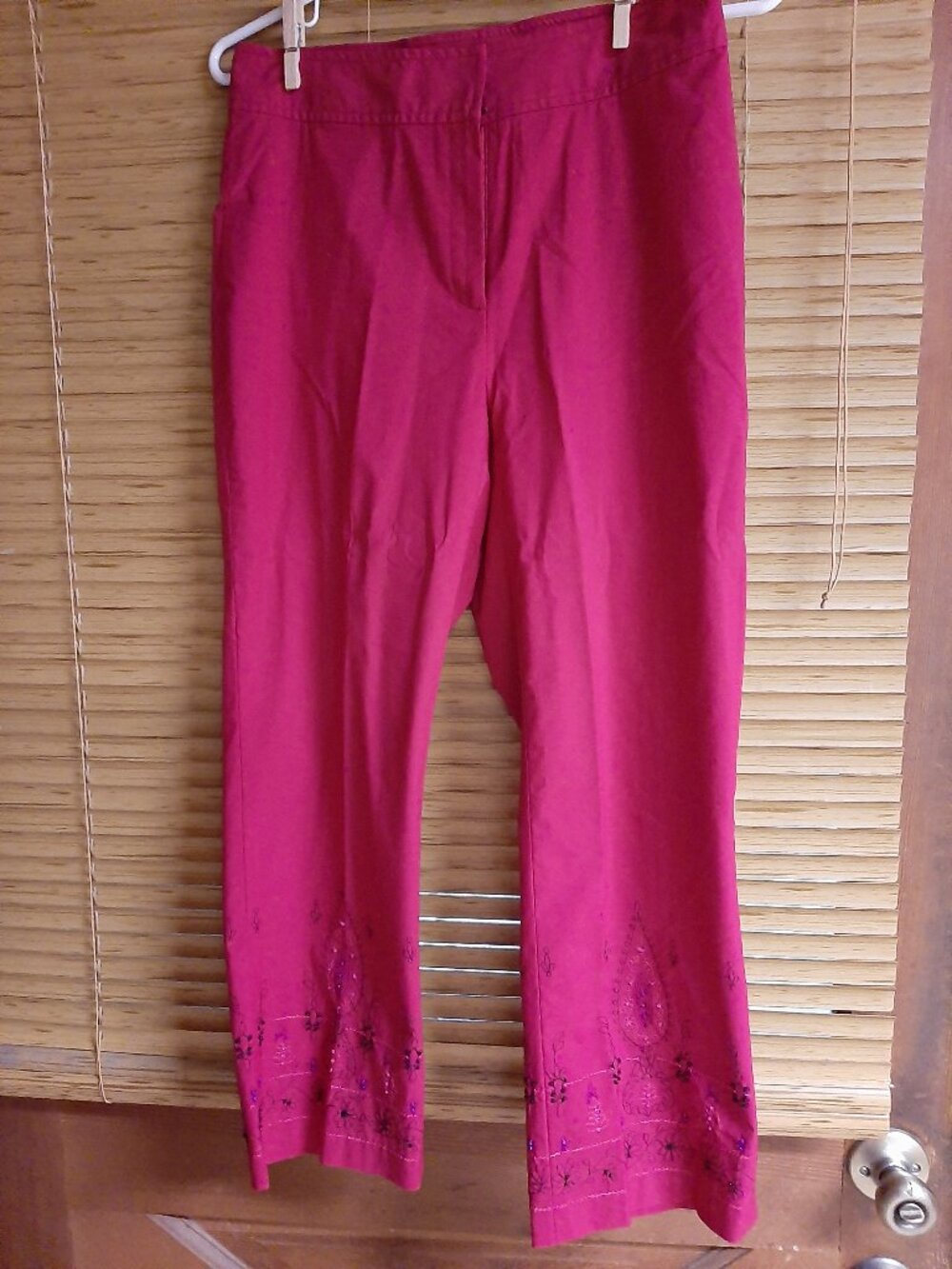 Worthington capri pants, size 4